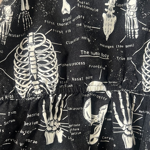 Retrolicious Skelton Dress Size L/XL - Picture 8 of 8